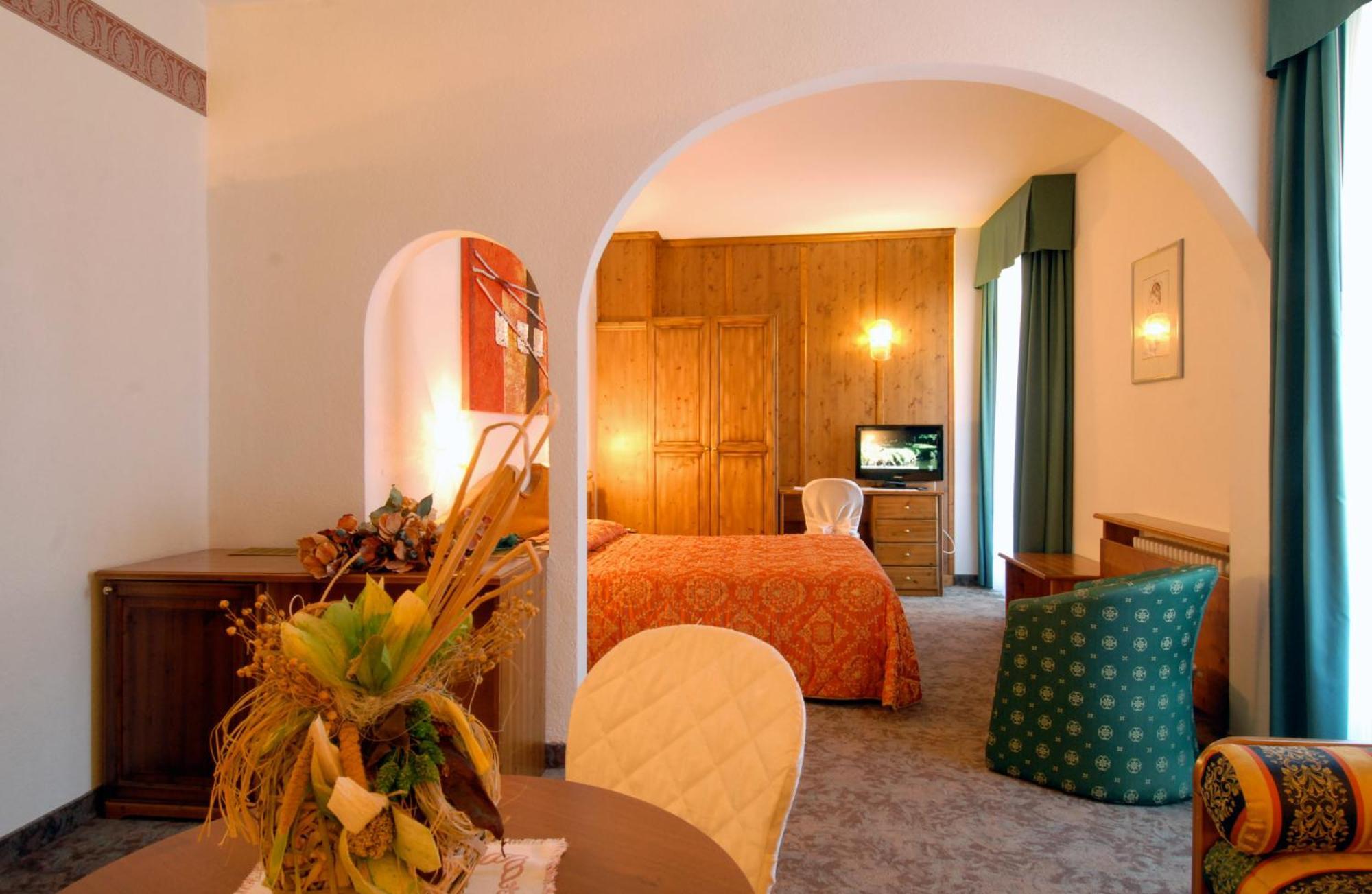G. Hotel Des Alpes San Martino Di Castrozza Exteriér fotografie