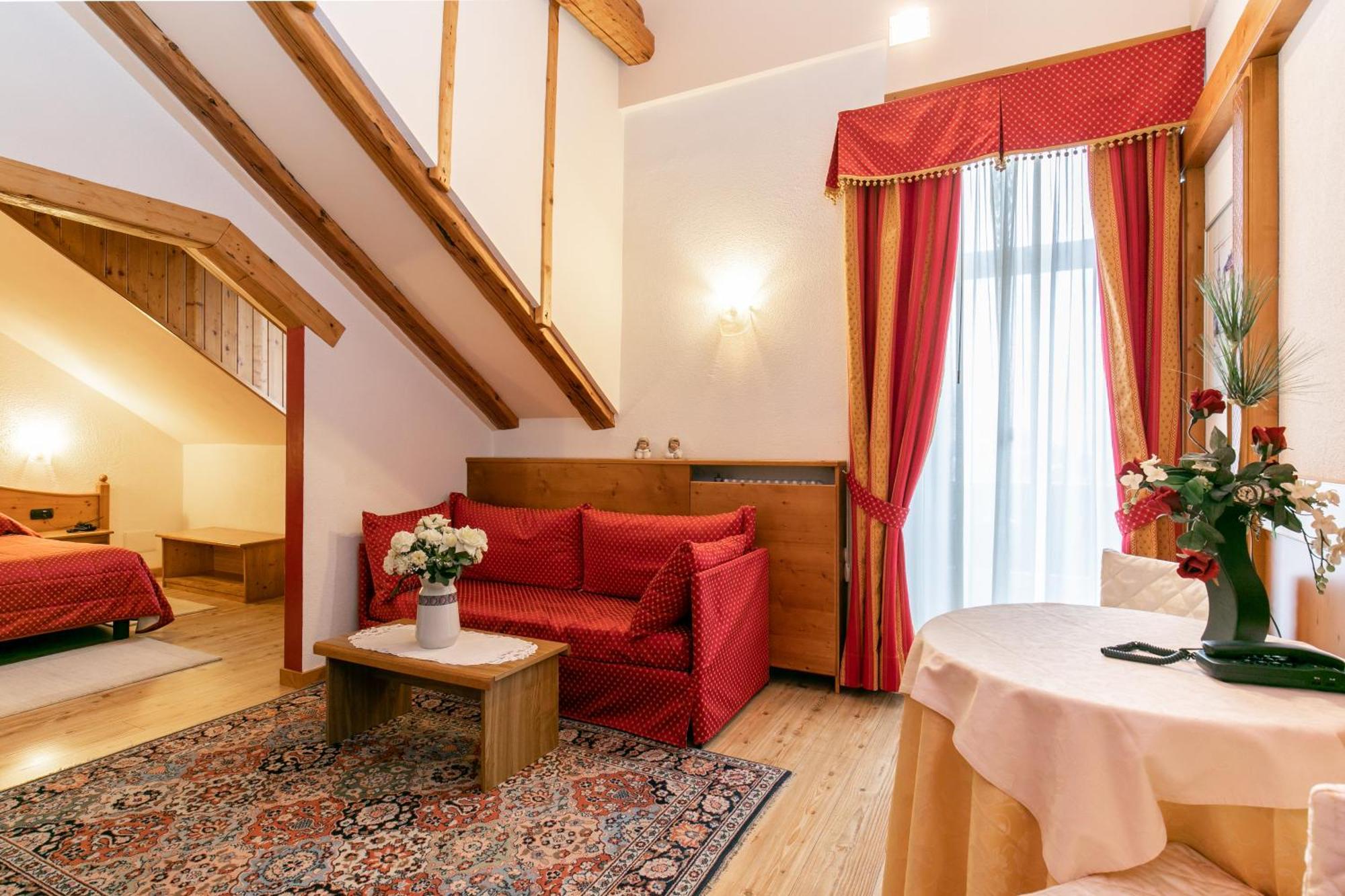 G. Hotel Des Alpes San Martino Di Castrozza Exteriér fotografie