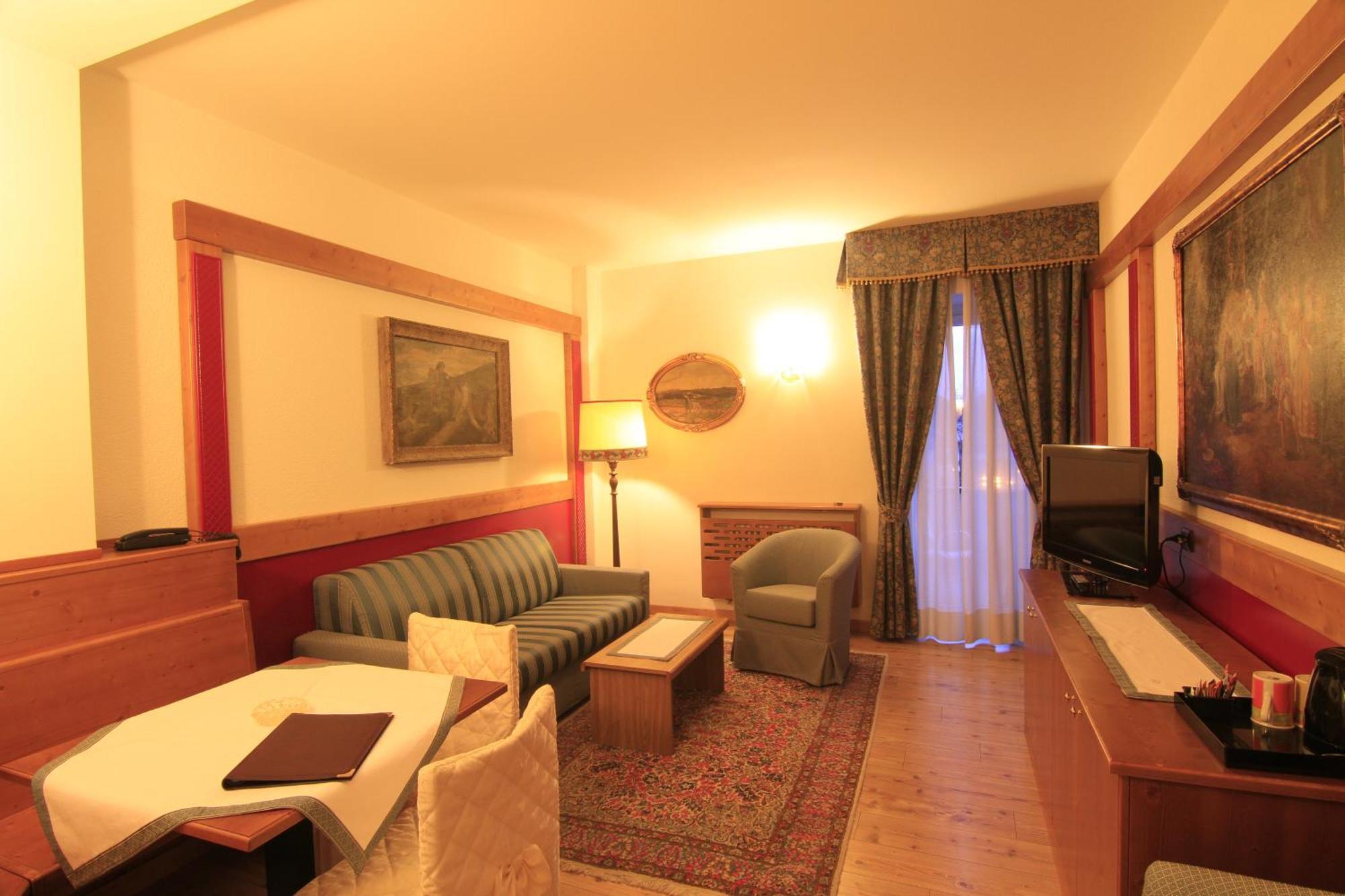 G. Hotel Des Alpes San Martino Di Castrozza Exteriér fotografie